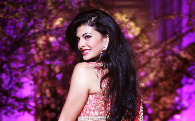 Woman red gold dress purple free wallpaper - medium preview image