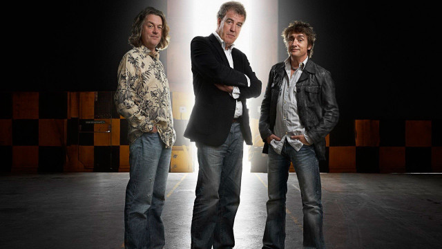 Three men black background white free wallpaper - medium preview image