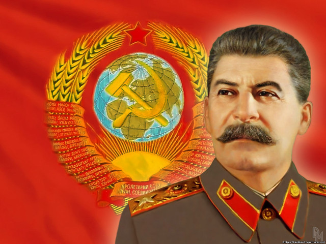 Man uniform red gold flag free wallpaper - medium preview image