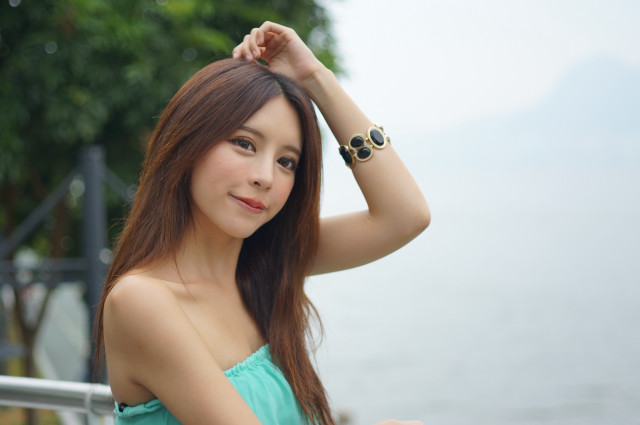 Woman blue dress posing water free wallpaper - medium preview image