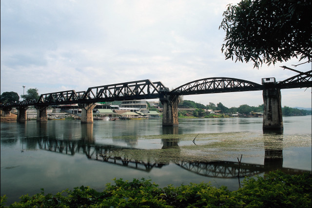 Bridge river boat sky clouds free wallpaper - medium preview image