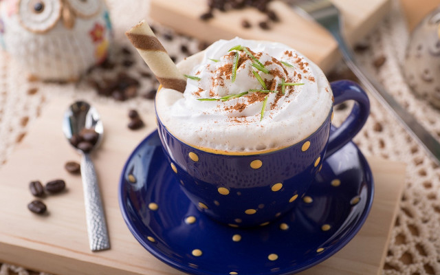 Coffee whipped cream spoon plate free wallpaper - medium preview image