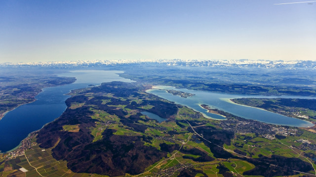 Lake city airplane ocean mountains free wallpaper - medium preview image