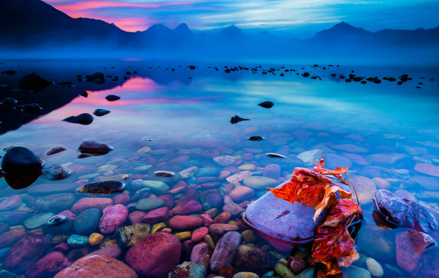 Rock beach blanket red orange free wallpaper - medium preview image
