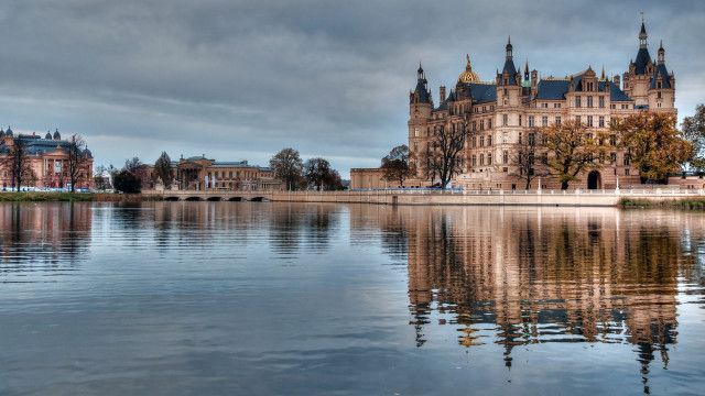 Large building clock tower water #7 free wallpaper - medium preview image