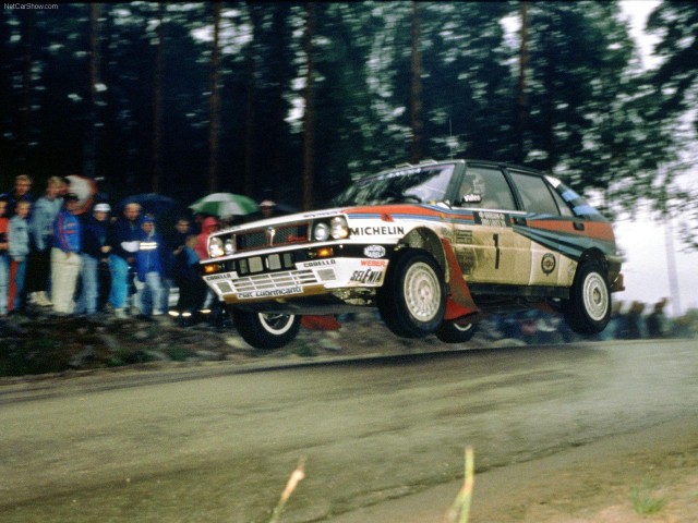 Car jumping hill rally race free wallpaper - medium preview image