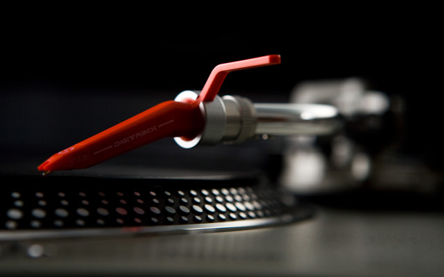 Red toothbrush metal object tabletop free wallpaper - medium preview image