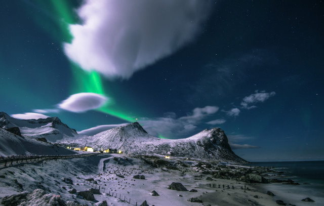 Green aurora borealis snowy mountain free wallpaper - medium preview image
