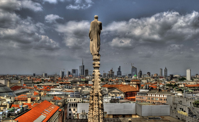 Statue man building city cloudy free wallpaper - medium preview image