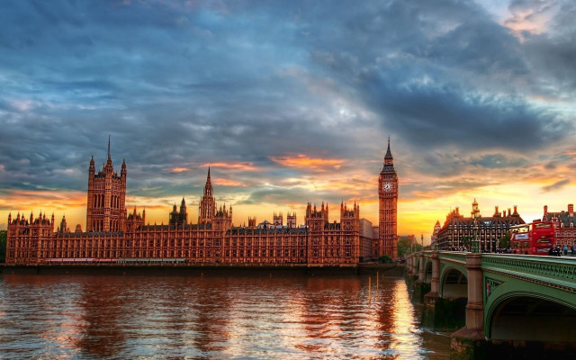Large building clock tower bridge #10 free wallpaper - medium preview image