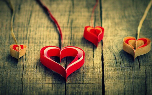 Red hearts hanging string wooden free wallpaper - medium preview image