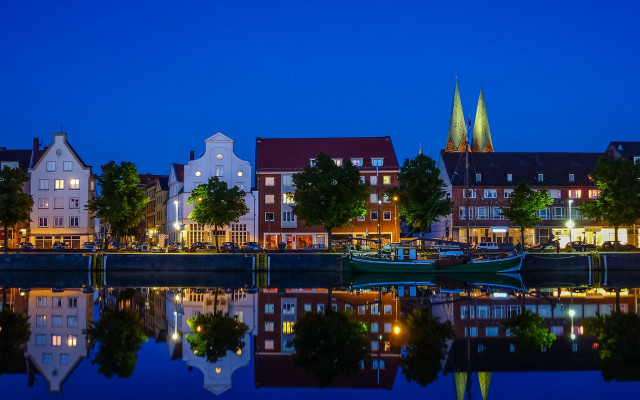 City river boat night church free wallpaper - medium preview image