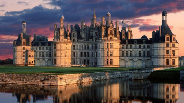Castle water sunset dawn clouds free wallpaper - medium preview image