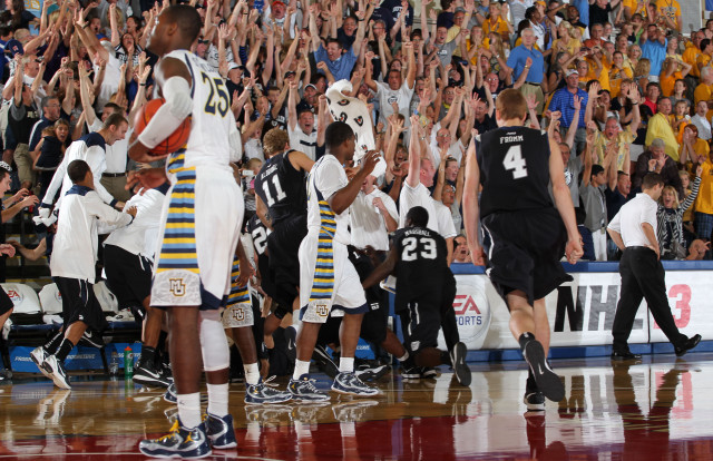 Basketball game court fans men free wallpaper - medium preview image