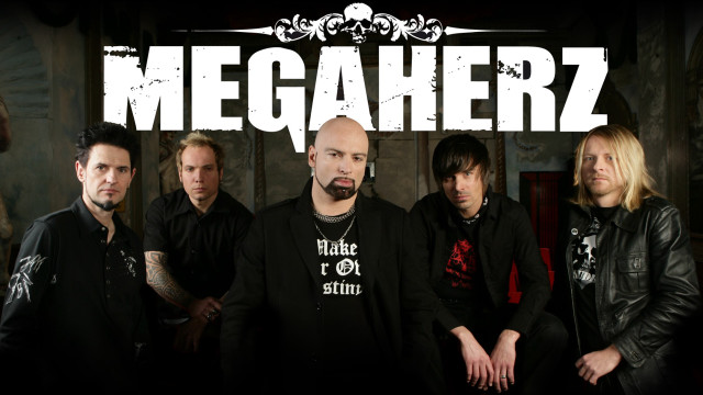 Group men black background megaherz free wallpaper - medium preview image
