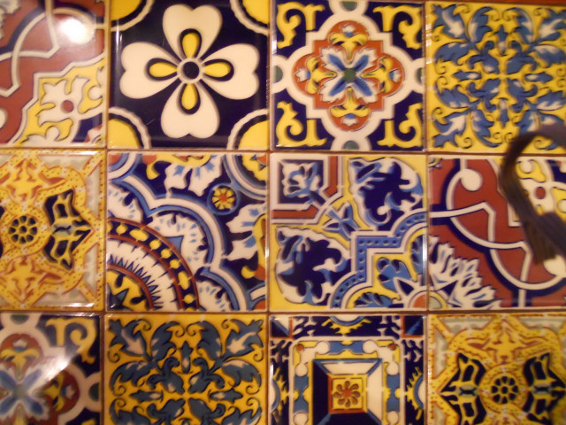 Cat tiled wall closeup back free wallpaper - medium preview image