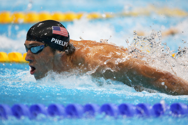 Man swimming pool hat sunglasses free wallpaper - medium preview image