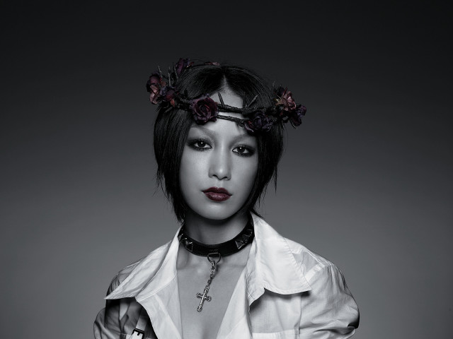 Woman flower crown white shirt free wallpaper - medium preview image
