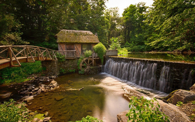 Small house waterfall bridge thatched free wallpaper - medium preview image