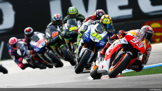 Motorcyclists racing line race track free wallpaper - medium preview image