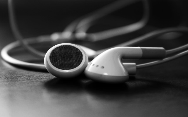 Headphones table phone charger cord #3 free wallpaper - medium preview image