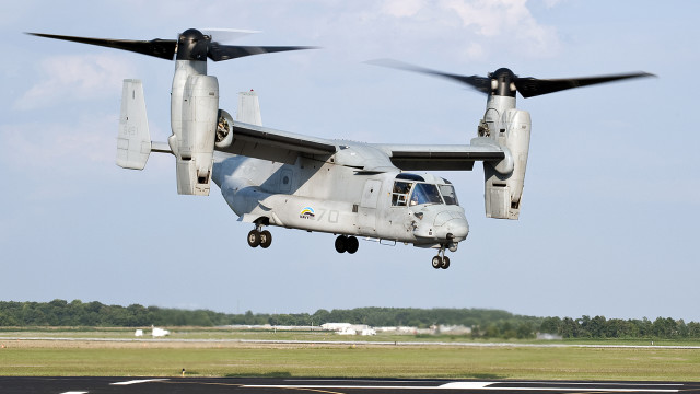 Military plane takeoff telephoto precisionism free wallpaper - medium preview image