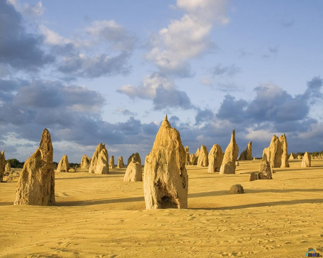 Desert rocks cloudy sky clouds free wallpaper - medium preview image