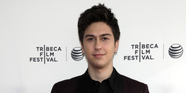 Ben thompson suit film festival free wallpaper - medium preview image