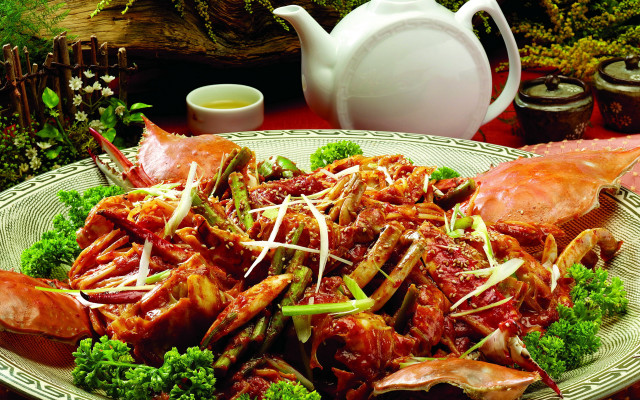 Cooked crab broccoli teapot background free wallpaper - medium preview image