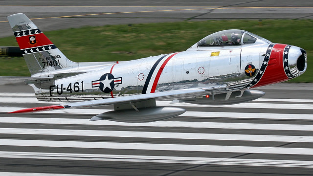 Silver red airplane runway flying free wallpaper - medium preview image