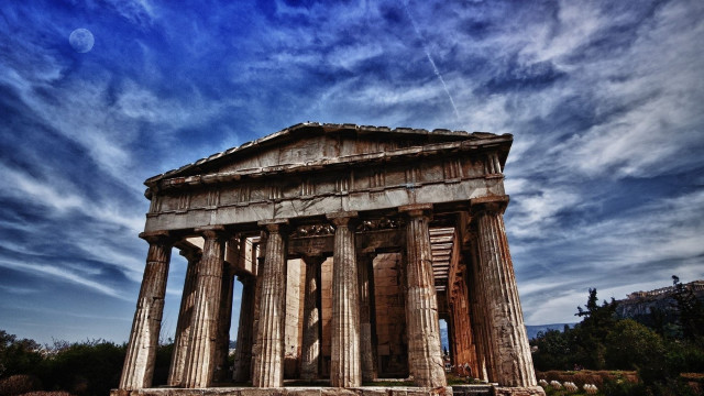 Old building columns sky clouds free wallpaper - medium preview image