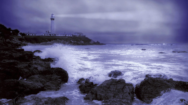 Lighthouse rocky shore wave crashing free wallpaper - medium preview image