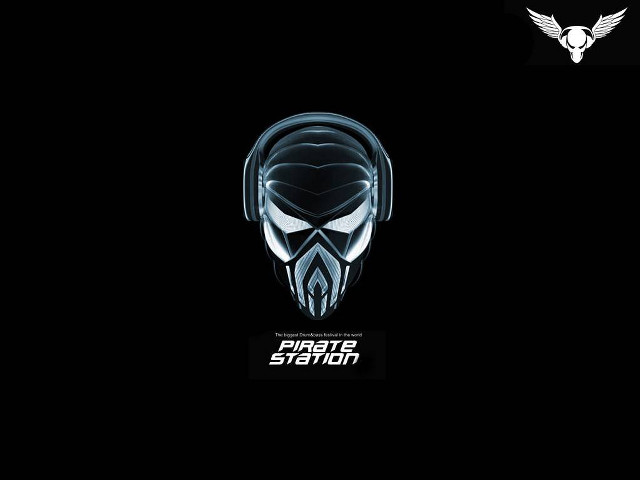 Black background white mask white free wallpaper - medium preview image