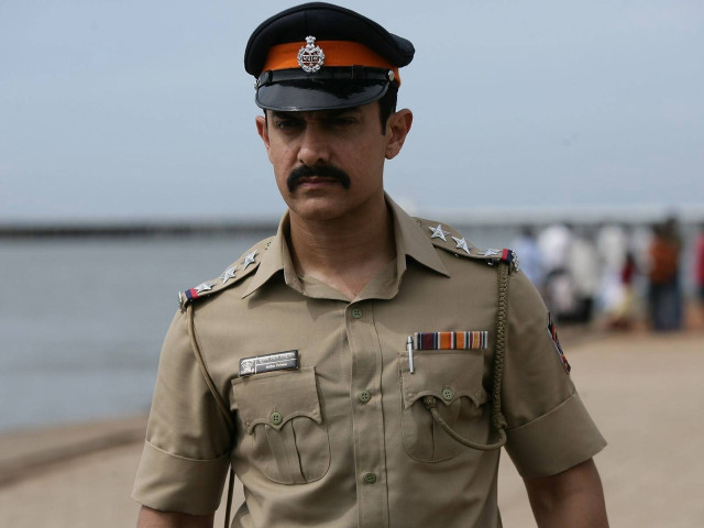 Man uniform beach ocean people free wallpaper - medium preview image