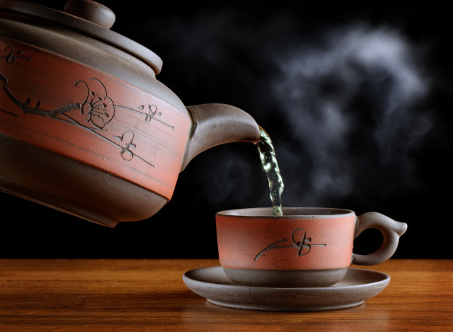 Teapot pouring water cup saucer free wallpaper - medium preview image