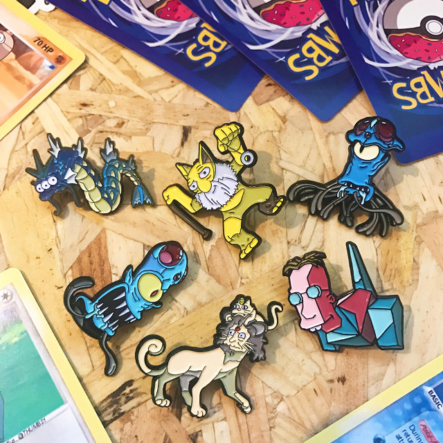 Cartoon pins table magazines book free wallpaper - medium preview image