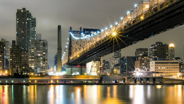 Bridge river city skyline night free wallpaper - medium preview image