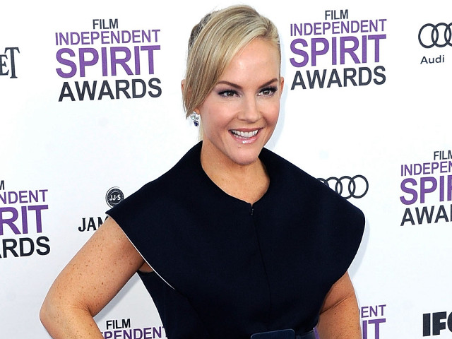 Woman black dress red carpet #21 free wallpaper - medium preview image