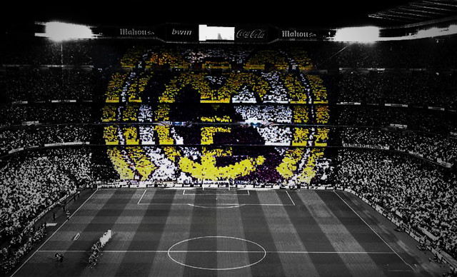 Soccer field yellow black logo free wallpaper - medium preview image