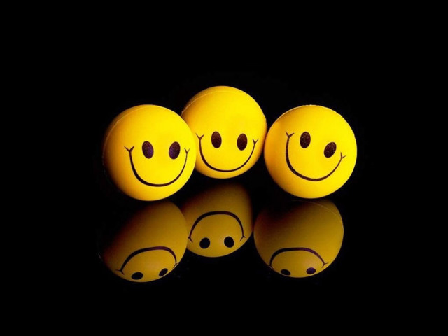 Three balls with faces black free wallpaper - medium preview image