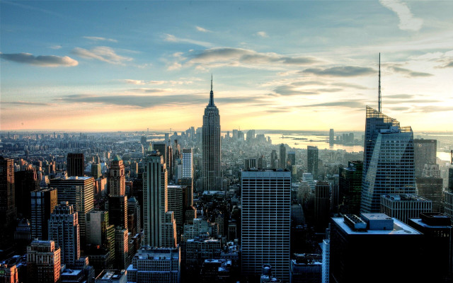 City skyline tall buildings river #4 free wallpaper - medium preview image