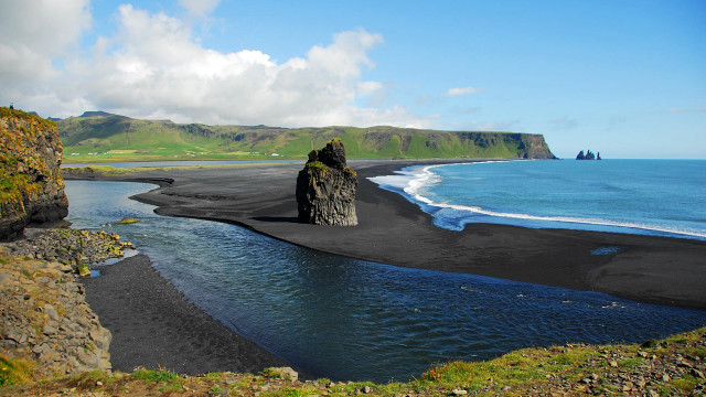 Black sand beach rock formation #2 free wallpaper - medium preview image