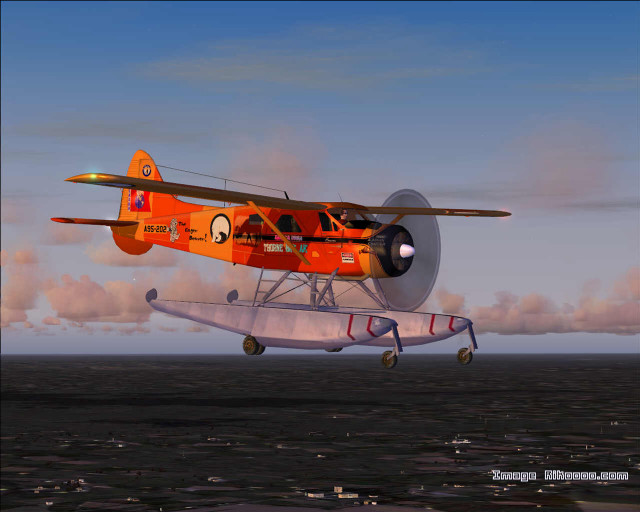 Small plane flying water sky free wallpaper - medium preview image