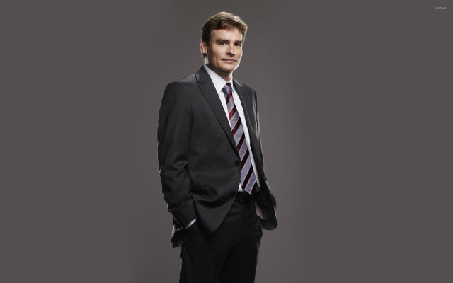 Man suit tie studio gray #2 free wallpaper - medium preview image