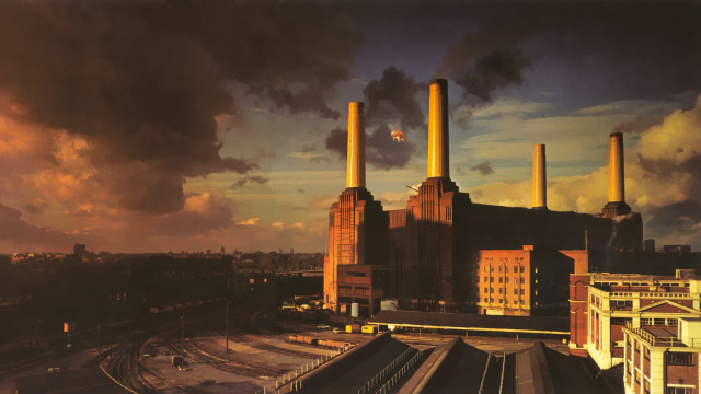 Factory smokestacks train tracks cloudy free wallpaper - medium preview image