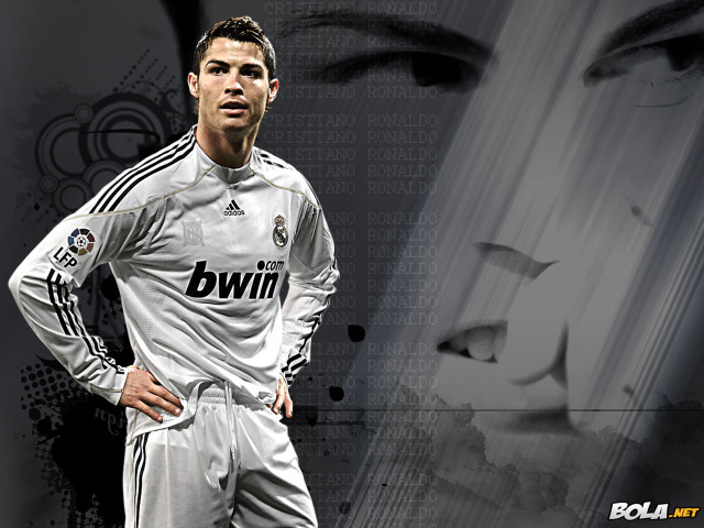 Man soccer uniform wallpaper woman free wallpaper - medium preview image