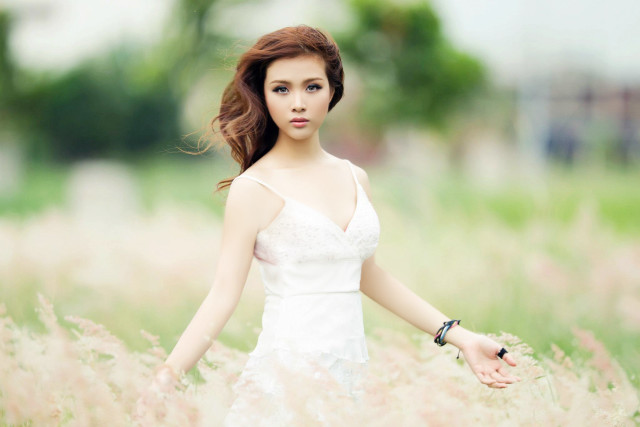 Woman white dress field tall #2 free wallpaper - medium preview image