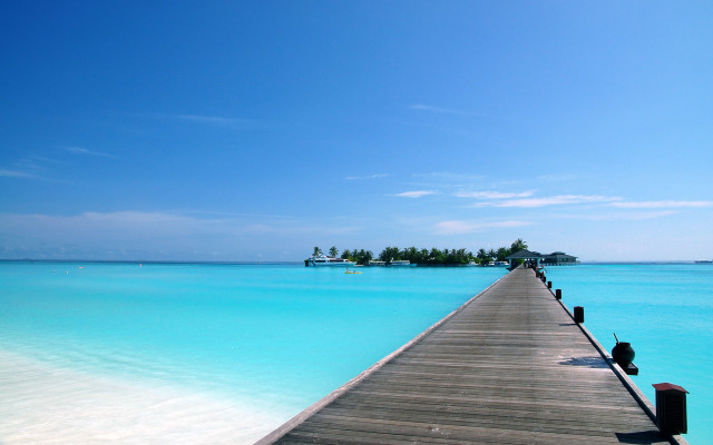 Long dock ocean boat beach free wallpaper - medium preview image