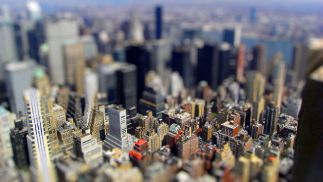Tilt shift cityscape blur bokeh free wallpaper - medium preview image