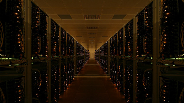 Long hallway rows lights clock free wallpaper - medium preview image